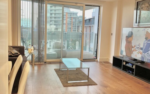 Stunning 1-bed Apartment in London Royal Excel
