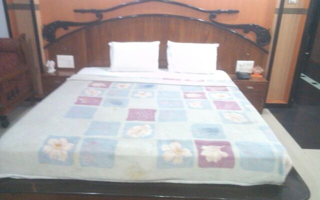 Hotel Rahul
