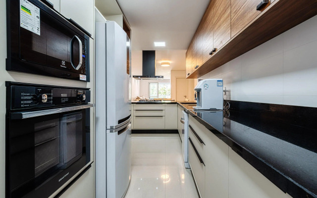 Apt Moderno com varanda a 150m do mar ABC0202