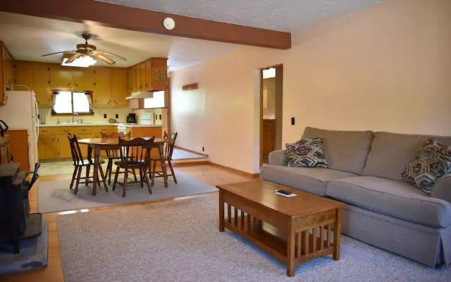 Robbins Motel