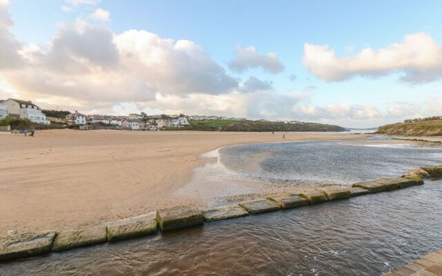 Porth Beach House