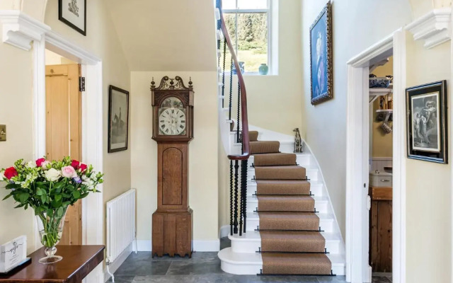 The Old Manse, Loch Ness (highland-escape)