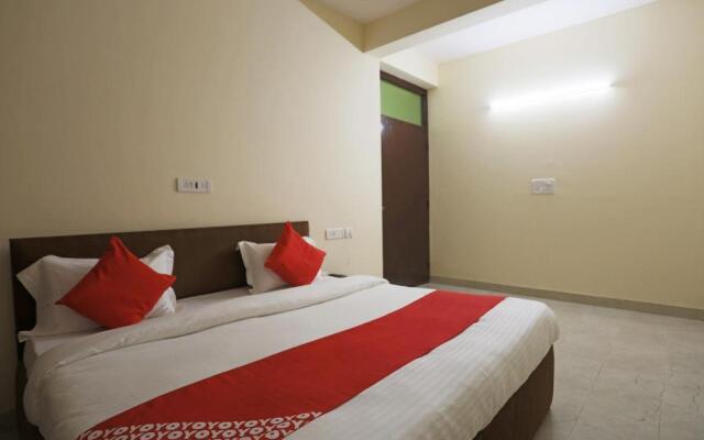 OYO 45288 Hotel 2 Yaars