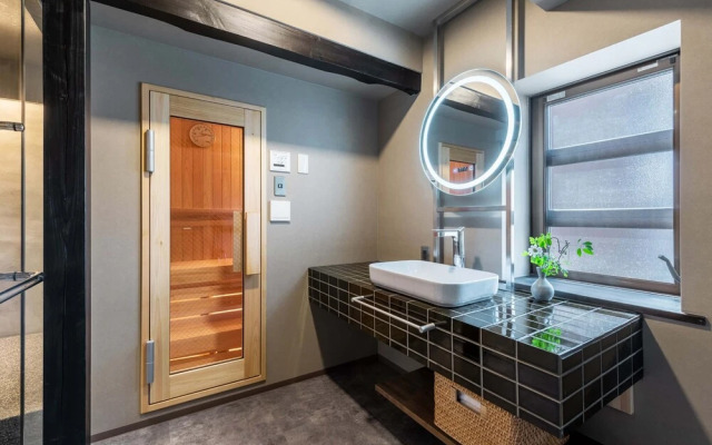 Sansuikyo Machiya House