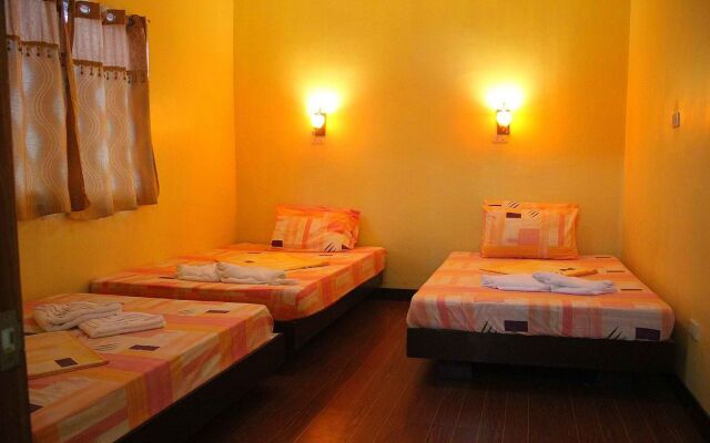 Cocomango's Resort
