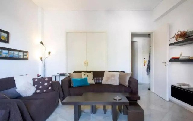 Spacious 2b/r Stay at Glyfada's Center
