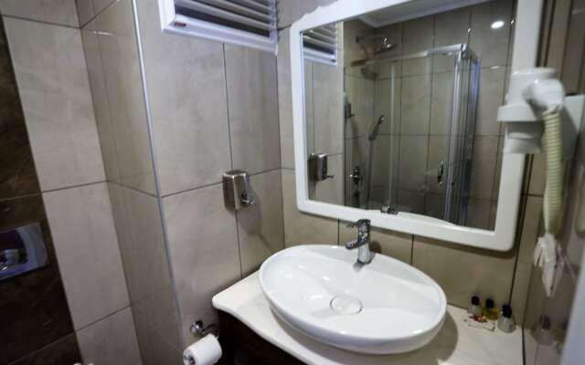 Cennet Life Hotel
