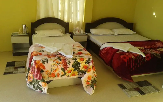 oak valley retreat homestay hostel cafe