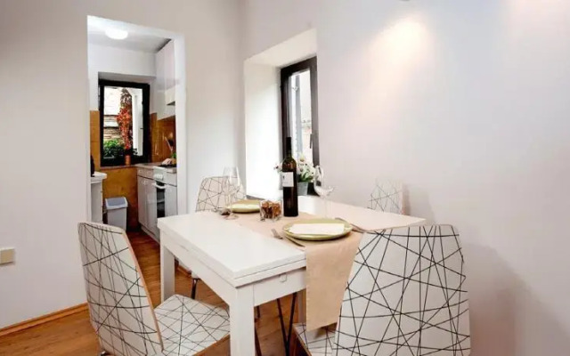 Apartments Grebac 121