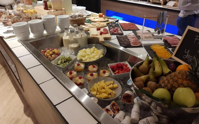 Van Der Valk Hotel Barcarola