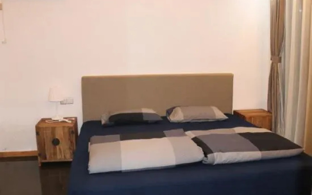 Beijing Yinian Mountain Suites