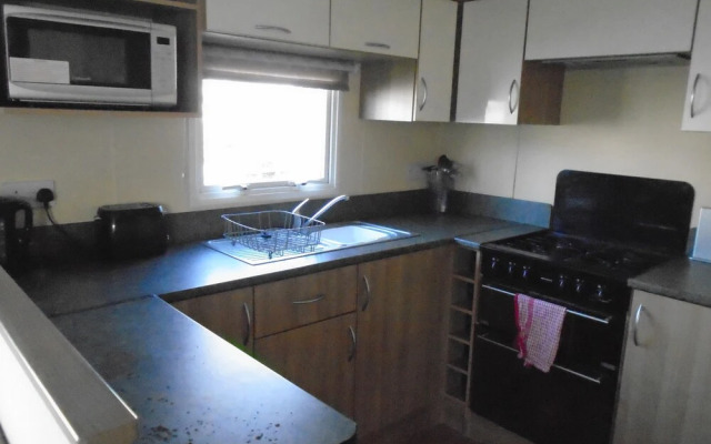Pets go Free 3 Bedroom Caravan at Heacham Beach