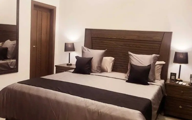 Vintage Luxury Hotel