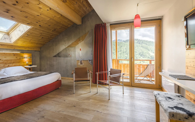 Anova Hotel & Spa