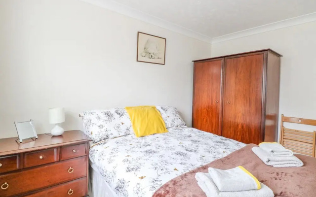 16 Heron Gardens, Norwich