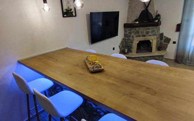 Apartment "King" Cesarica-Karlobag