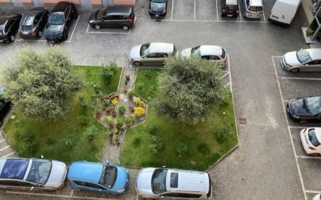 Inviting 2-bed Apartment in Parma Free Parking