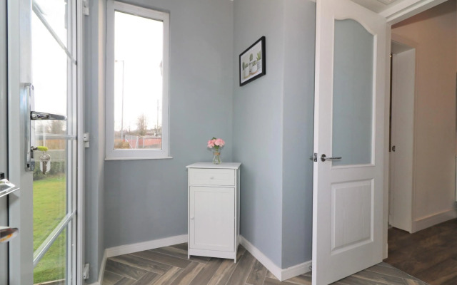 Railway Cottage - Maryhill