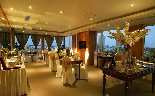 The Palmy Hotel and Spa