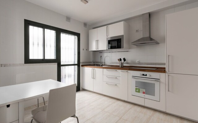 Montalban Suites. Luxury Apartment in the City Center