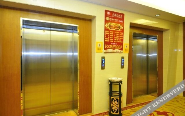 Yunzhishang Hotel  (Kunming Xinluosiwan)