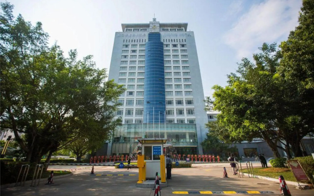 Jinding Hotel Mile