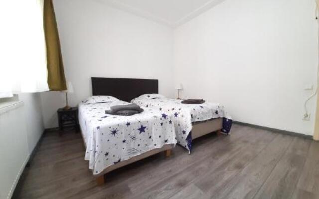 Four Rooms Apartment Central