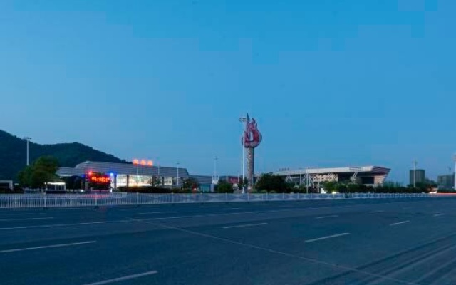Urba Hotel (Yichun Wanda High Speed Railway Station) – Outside – Yichun