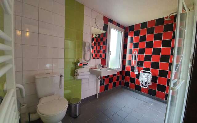 Kyriad Design Enzo Cannes-Écluse