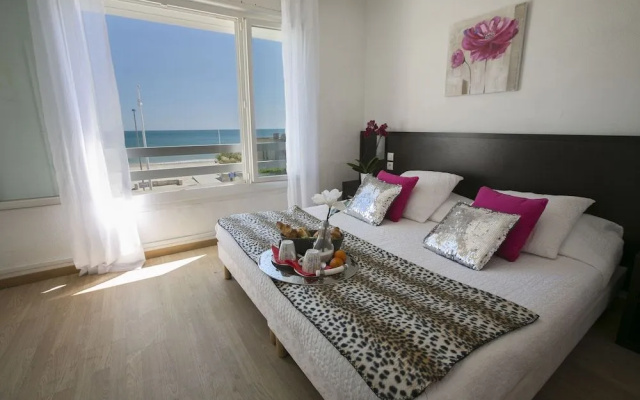Hotel & Appartements Le Grand Large bord de mer