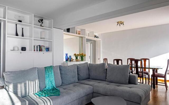Amazing Seafront Apartment Athens Riviera