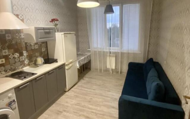 Apartments on 72V Platova Street