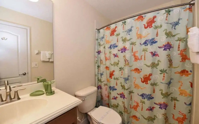 Paradise Palms - 5 BR Villa with fully equipped kitchen! - FVV 40479