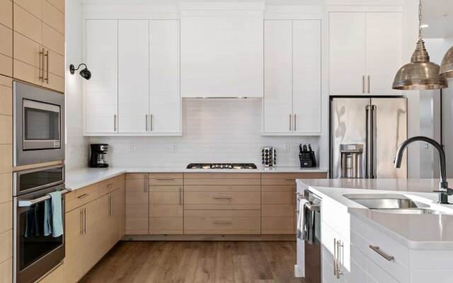 Ace on the 8th by RedAwning