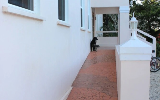 The Crimson Orchid Inn at Orchid Bay