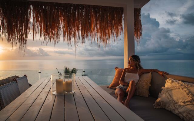Mahi Mahi Villa & Suites