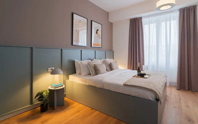 Loggia Luxe 5BR Living in Universitatii Area