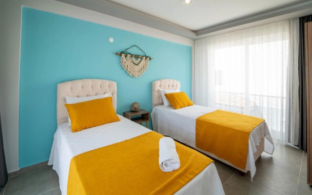 Villa With Pool Jacuzzi and Cinema Room in Fethiye