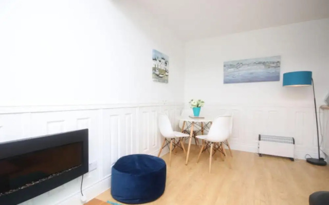 33C Medmerry Park 2 Bedroom Chalet