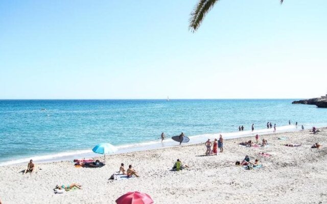 Easy Nerja Guesthouse