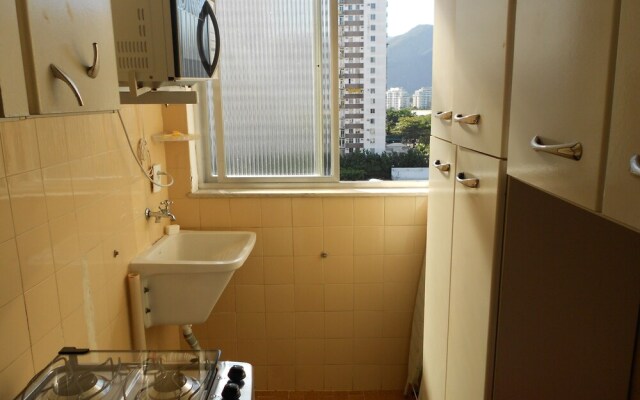 Gohouse - Pontoes 703