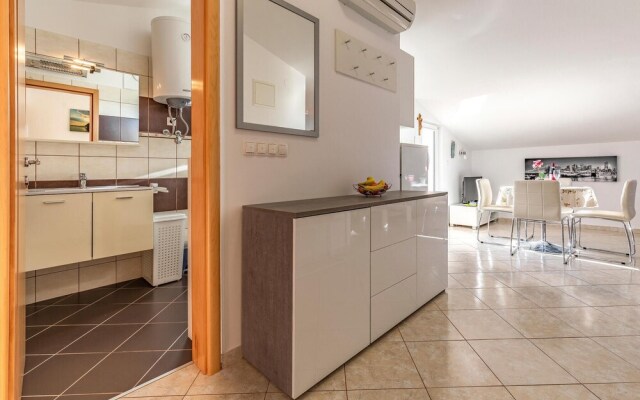 Amazing Apartment in Medulin With 2 Bedrooms and Wifi