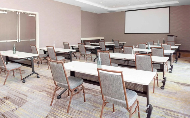 Courtyard by Marriott DeLand Historic Downtown