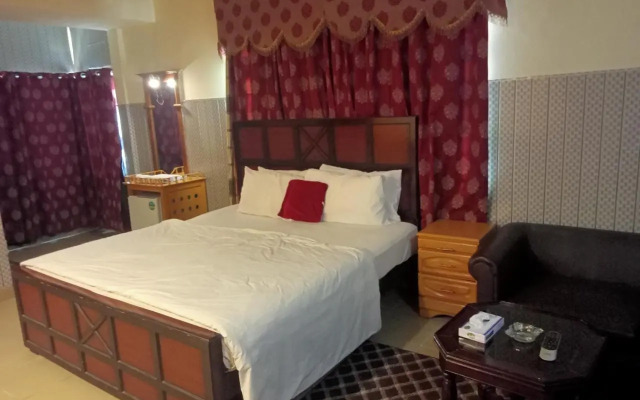 Hotel De Mall