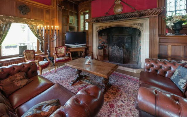 Luxury Spa Castle With Swimming Pool