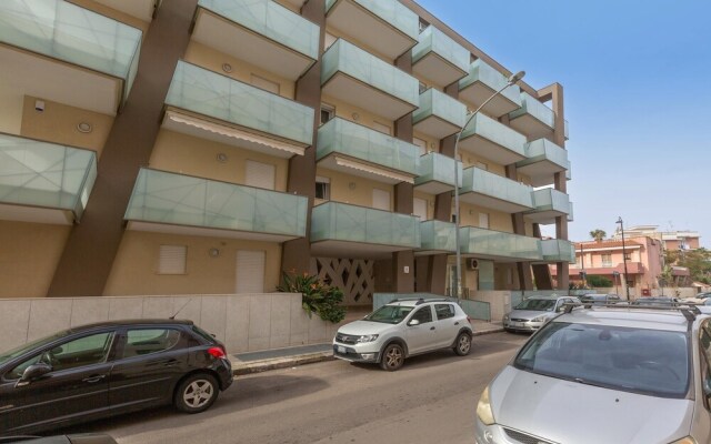 3158 Sterlizia House by Barbarhouse