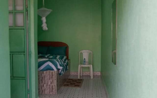 Acacia Hotel