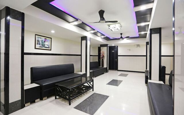 OYO 9050 Hotel Saya