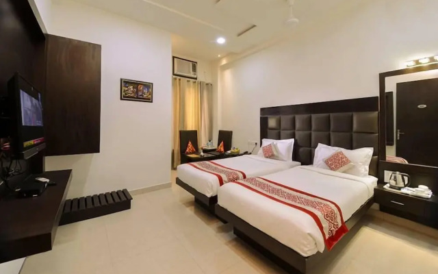 Hotel Madhushrie