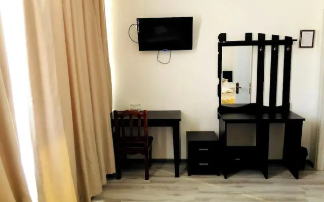 Maryam Hotel
